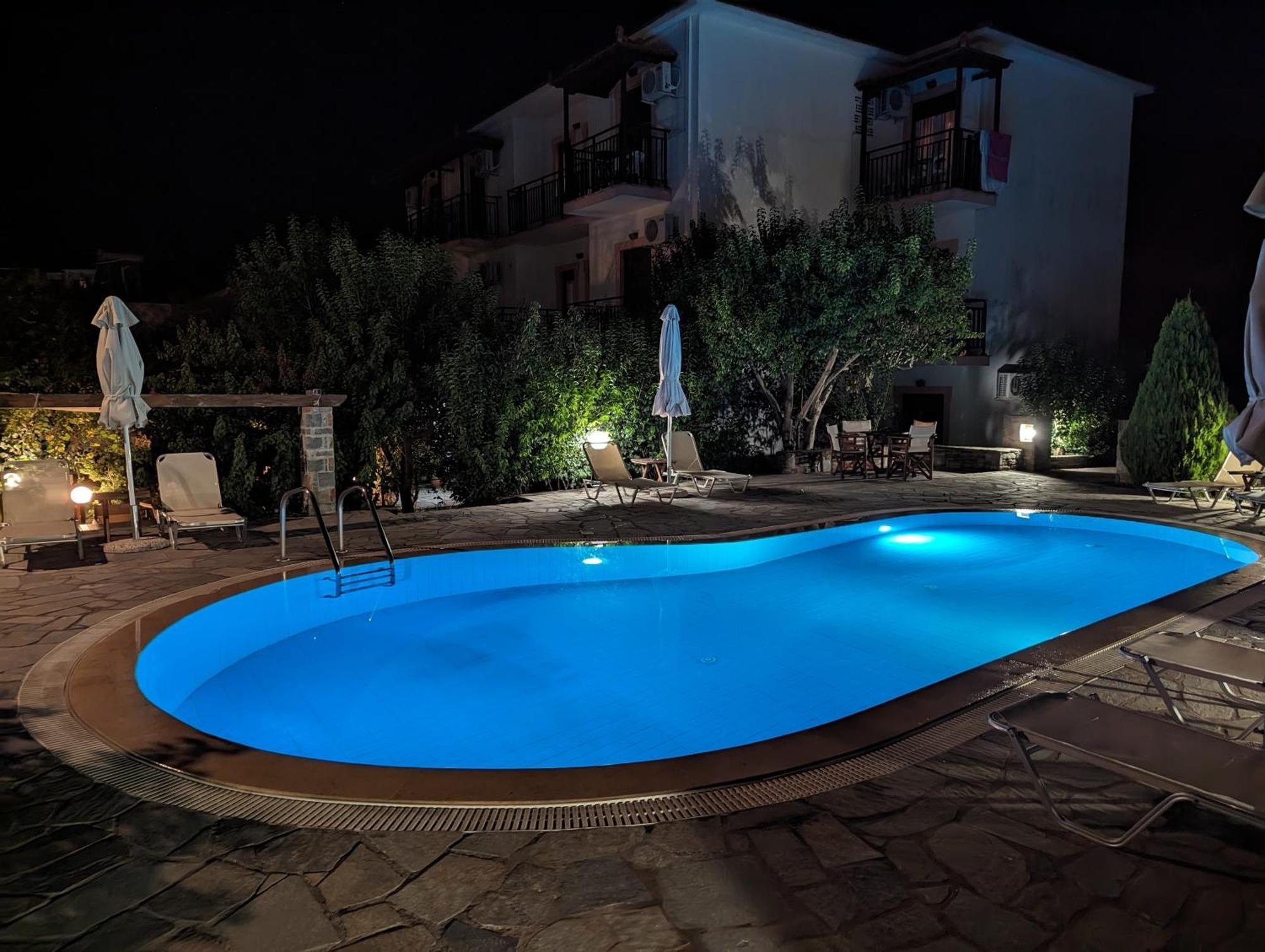 Guesthouse Christos Skopelos Exterior foto