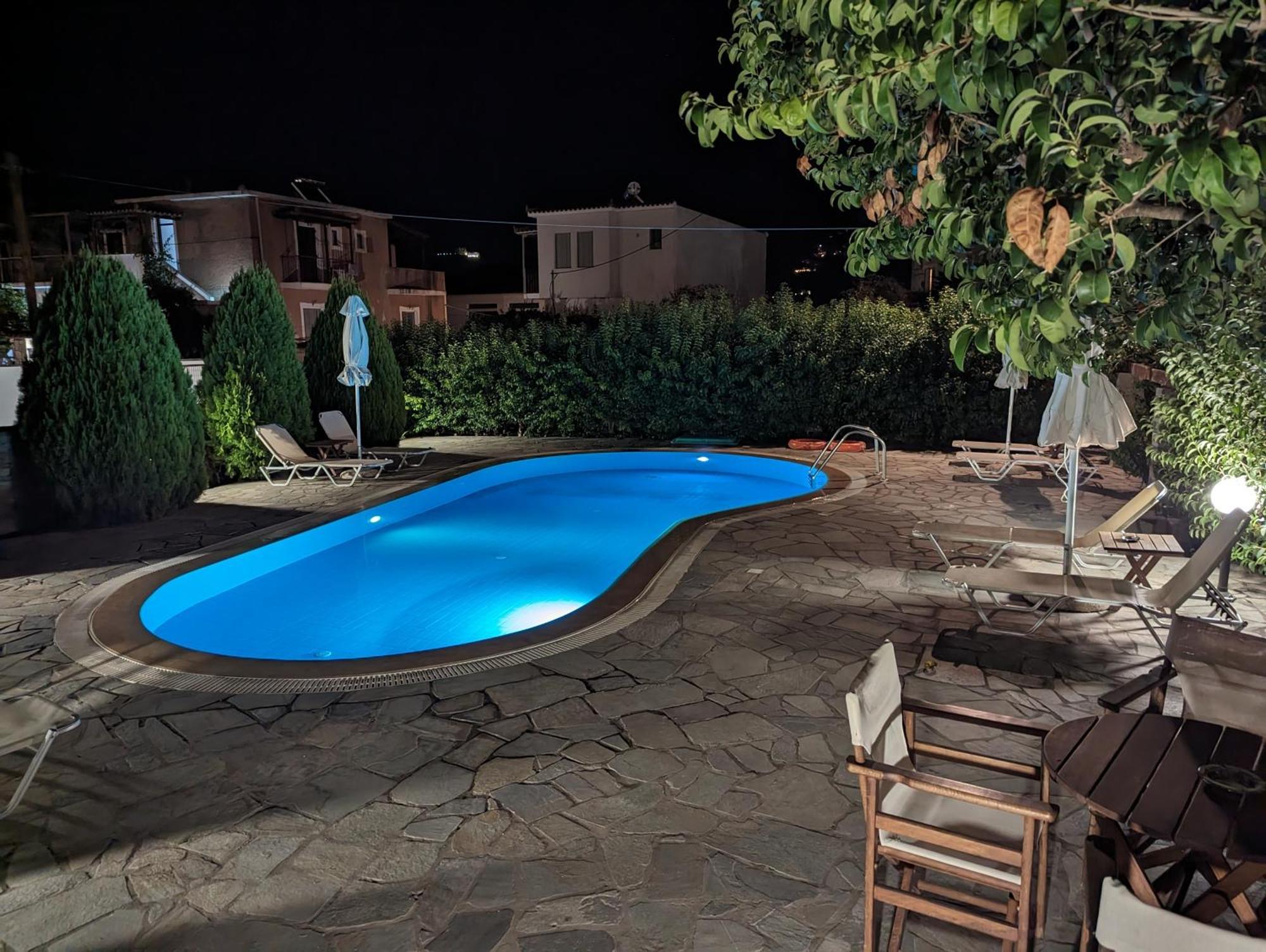 Guesthouse Christos Skopelos Exterior foto